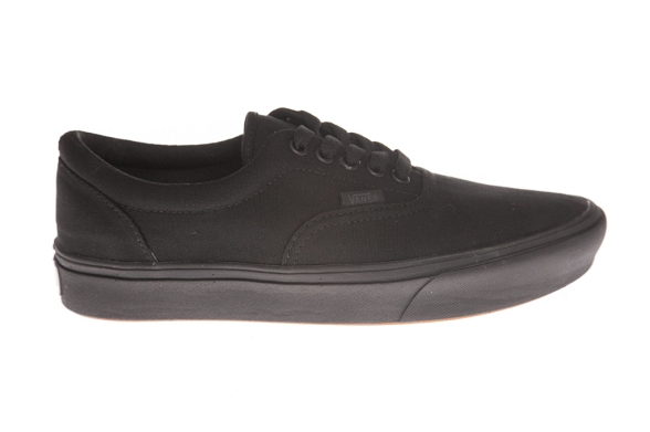 U Buty Vans Comfycush Era (Classic) Black/black VN0A3WM9VND1